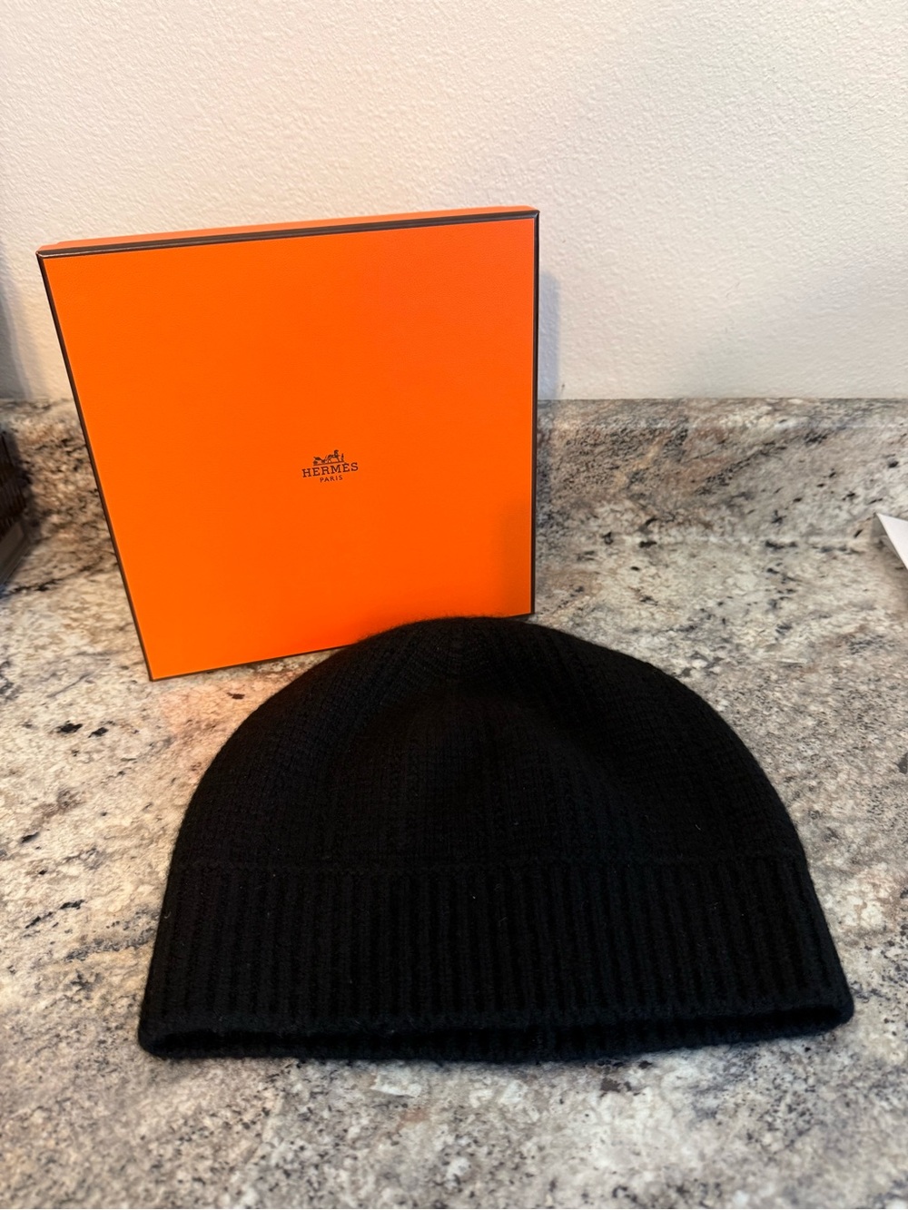 Hermes 100% Cashmere Beanie with Box